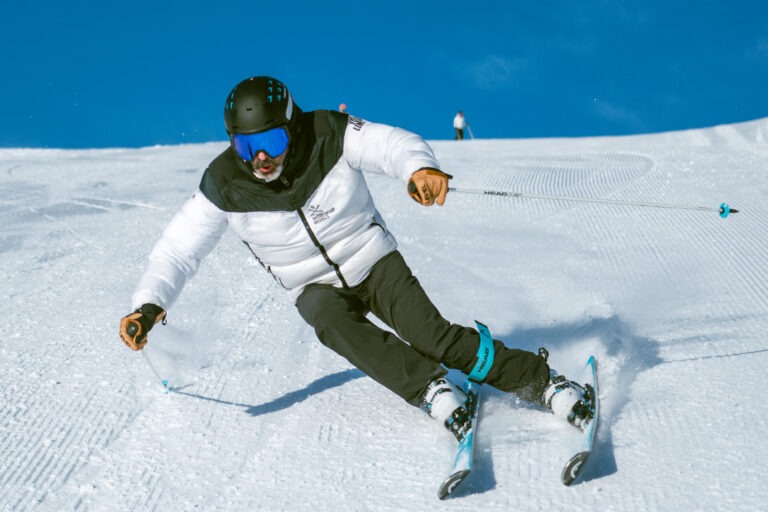 Casco da sci obbligatorio