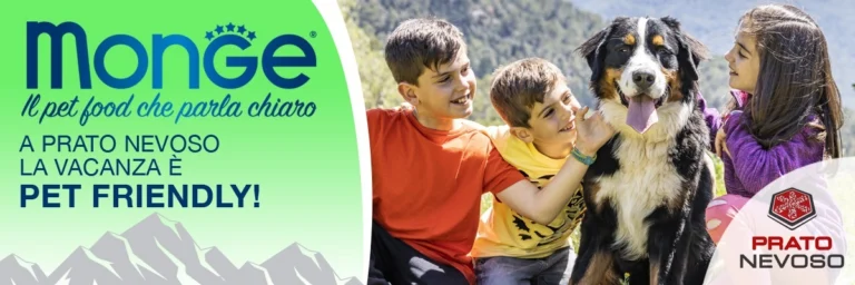Grafica della collaborazione Monge e Prato Nevoso: tre bambini accanto a un cane e il messaggio sulla vacanza pet friendly